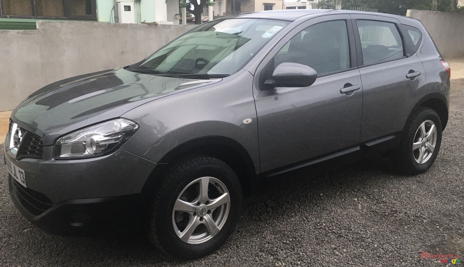 2013' Nissan Qashqai photo #2