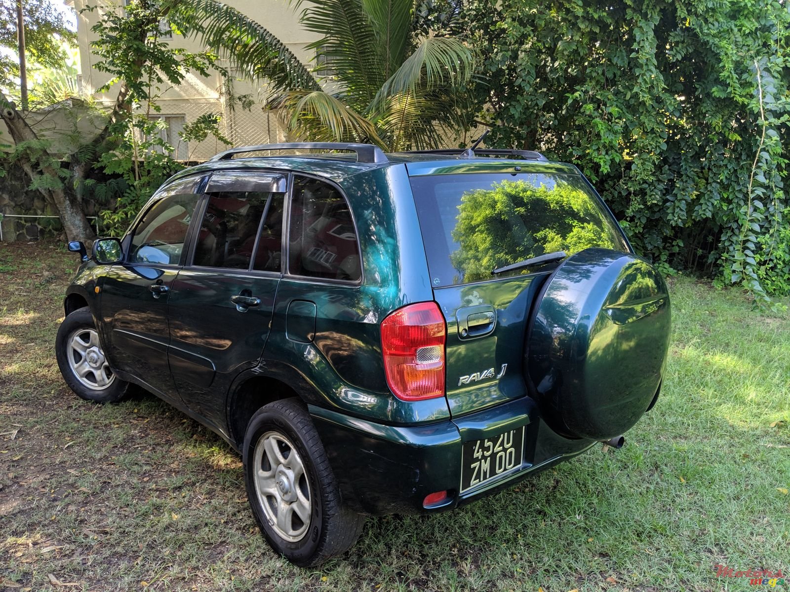 2000' Toyota RAV4 photo #4