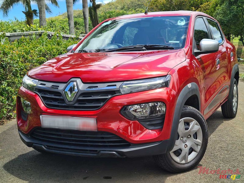 2021' Renault Kwid 1.0 RXT photo #1