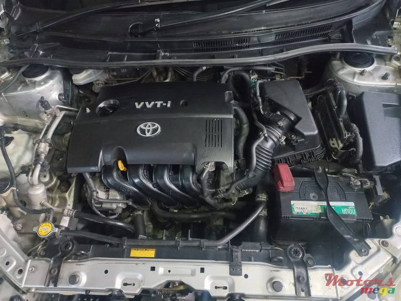 2007' Toyota Axio photo #1