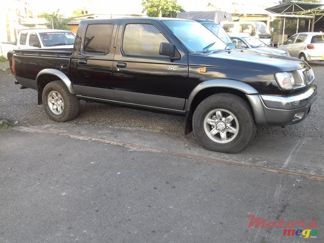 2000' Nissan 4*4 photo #6