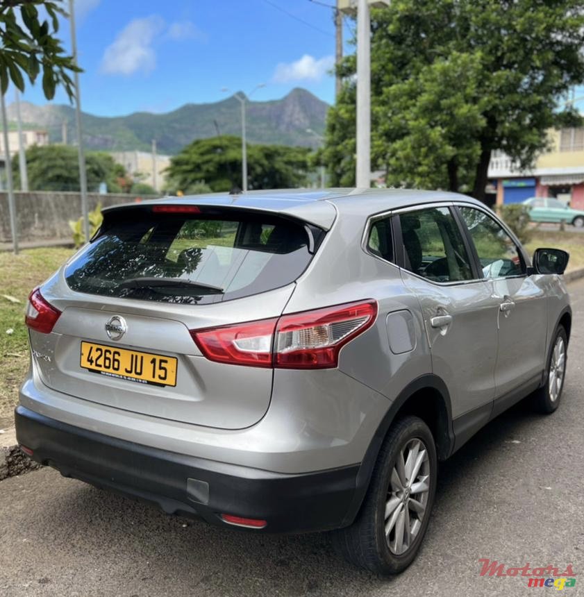 2015' Nissan photo #3