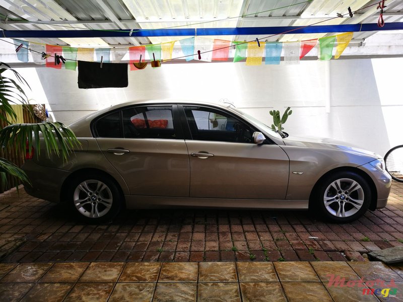 2008' BMW 3 Series photo #3