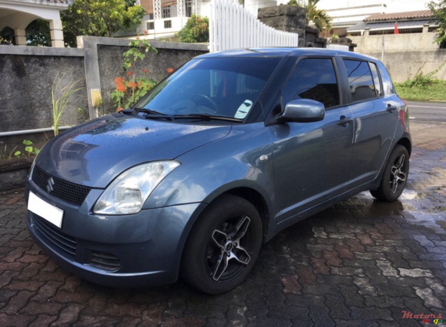 2006' Suzuki Swift photo #2