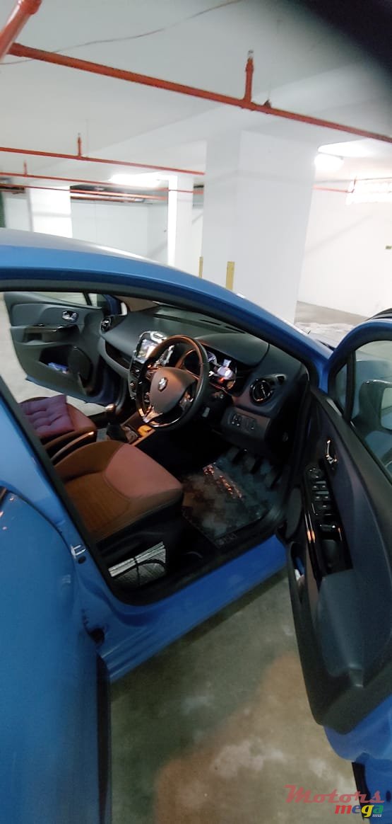 2014' Renault Clio 4 Dynamique photo #2