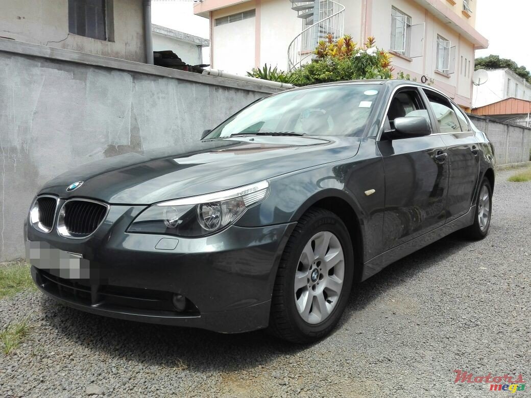 2004' BMW 525 photo #1