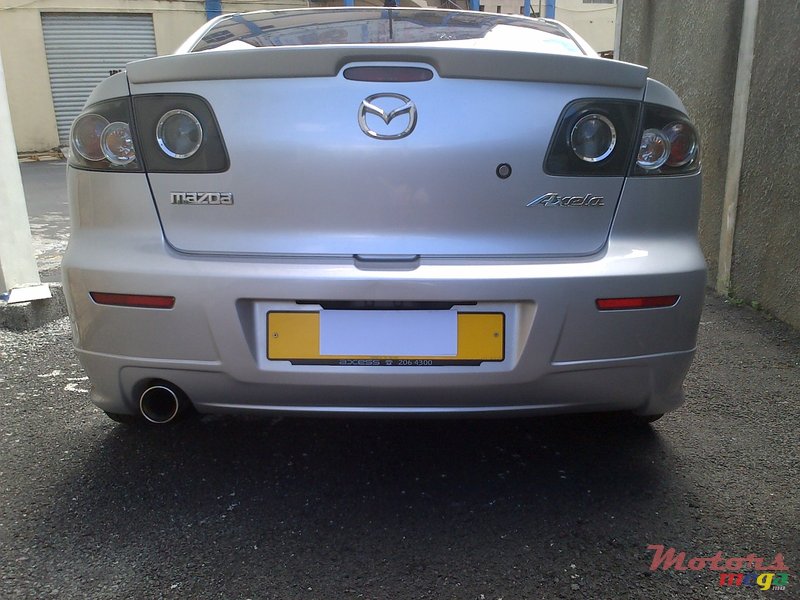 2007' Mazda 3 photo #2