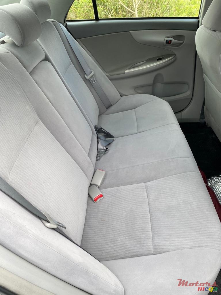 2008' Toyota Corolla photo #7