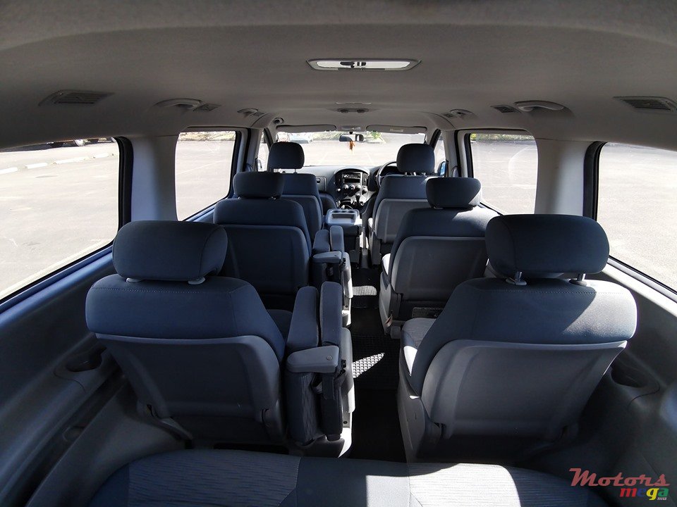 2016' Hyundai H-1 photo #7