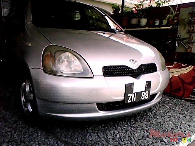 1999' Toyota Vitz 1000 CC photo #1