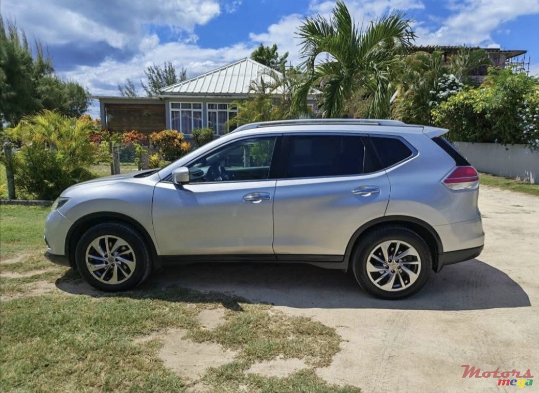 2016' Nissan X-Trail 1998cc automatic full options photo #2