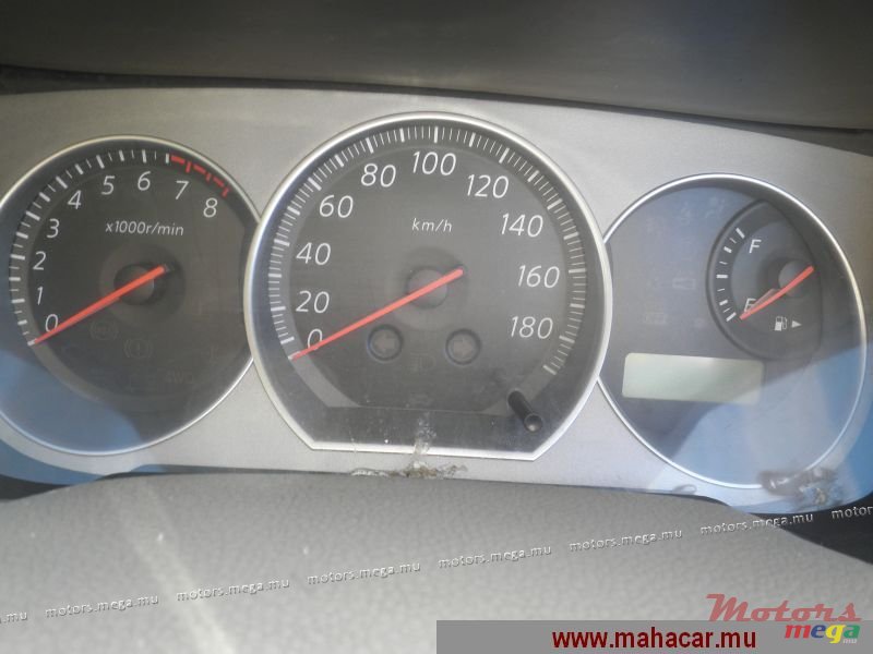 2007' Nissan Bluebird photo #4