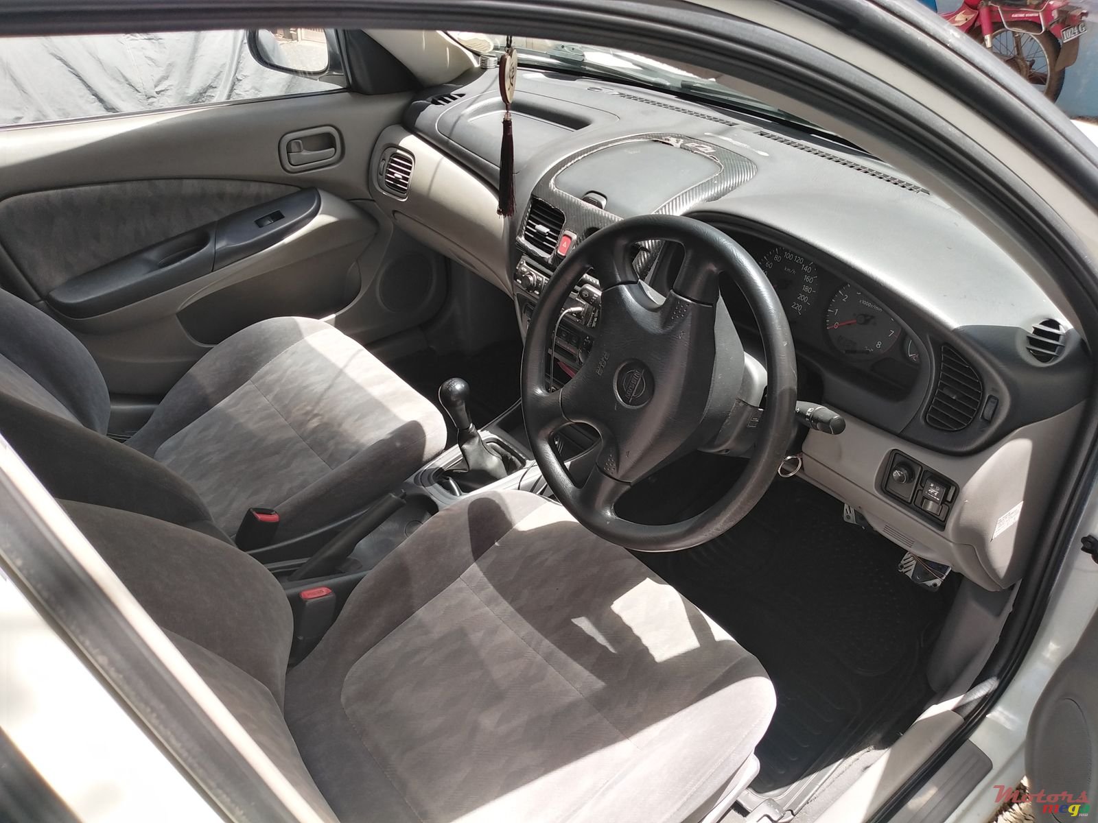 2000' Nissan Sunny N16 photo #5