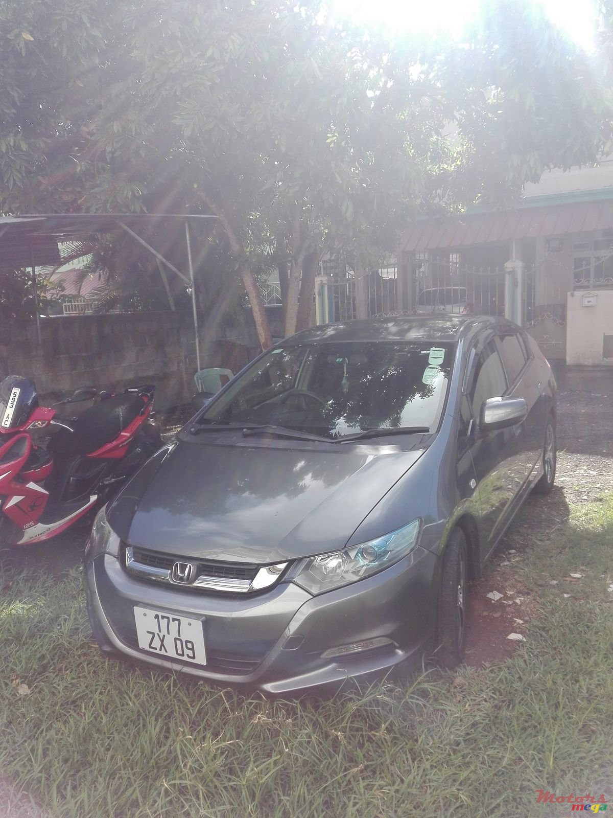 2009' Honda Insight photo #3