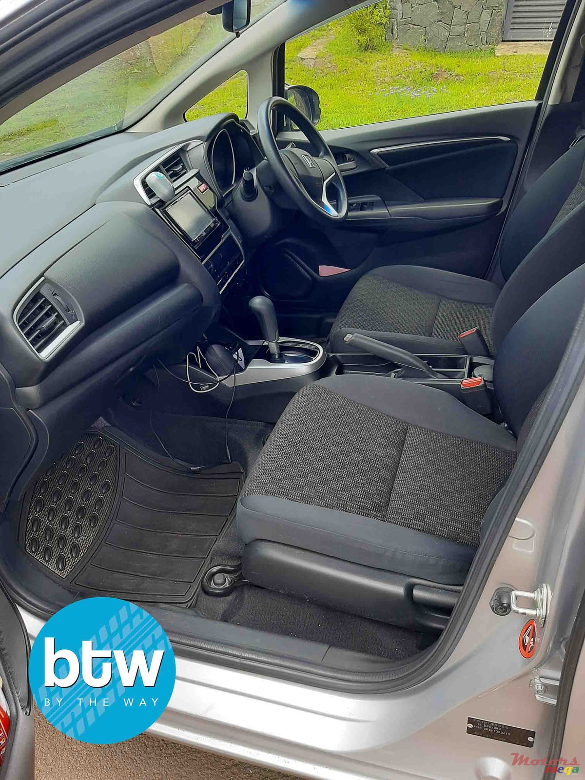 2015' Honda Fit photo #6