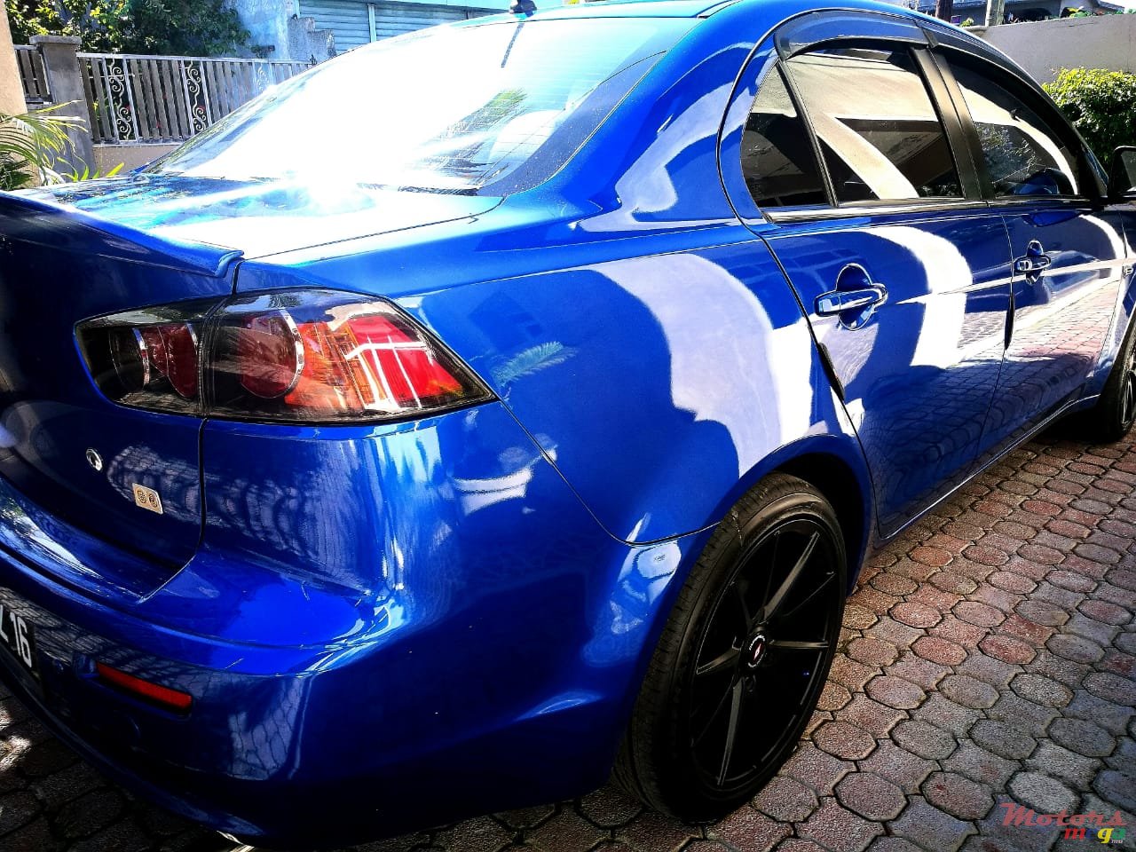 2016' Mitsubishi Lancer photo #3