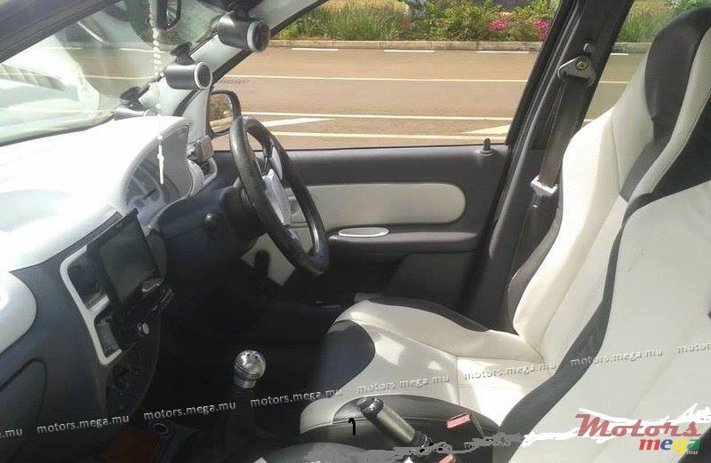 1999' Renault Turbo/injection photo #1