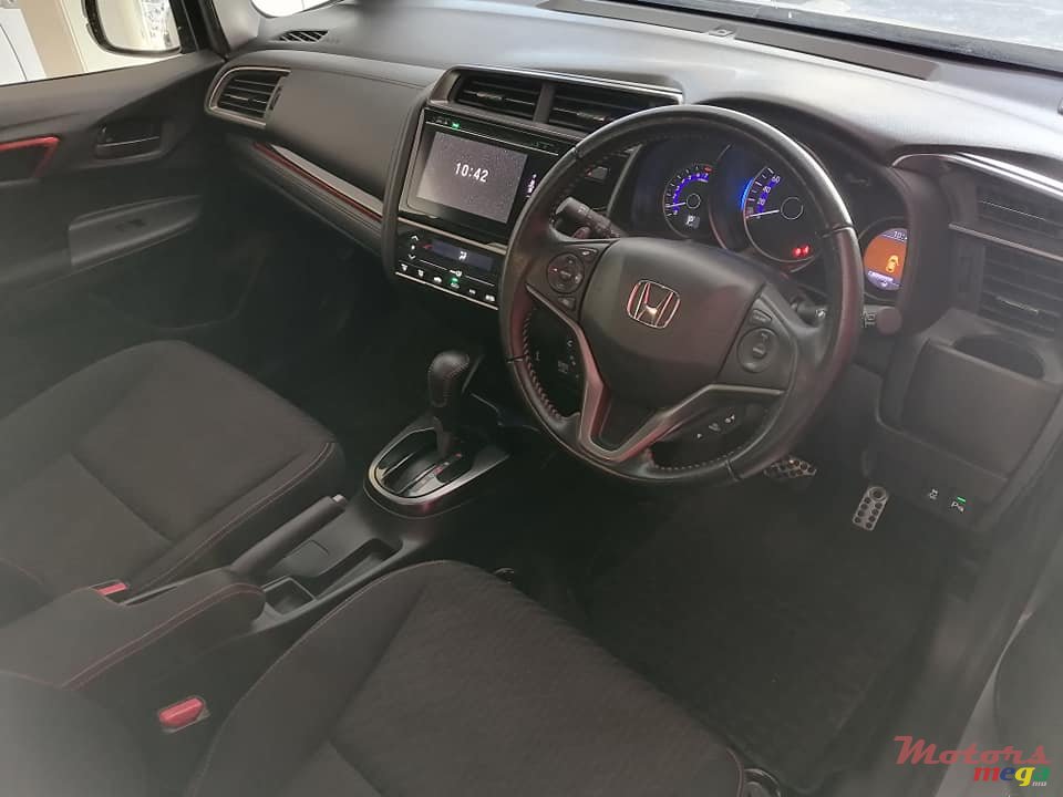 2018' Honda Jazz photo #6