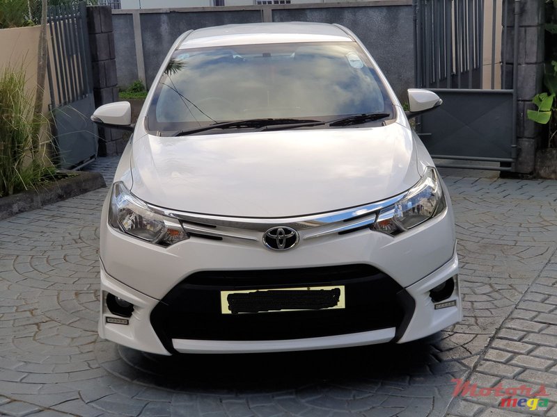 2014' Toyota Yaris SPORTIVO G photo #2