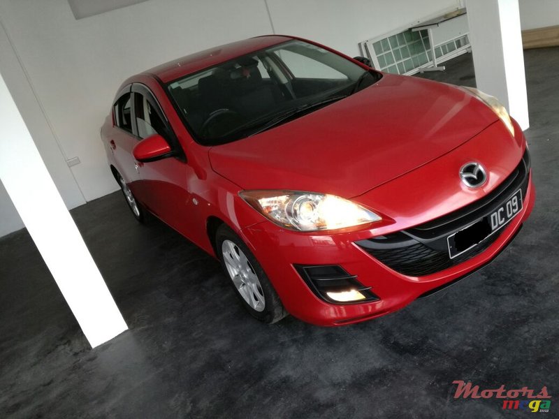 2009' Mazda 3 photo #1