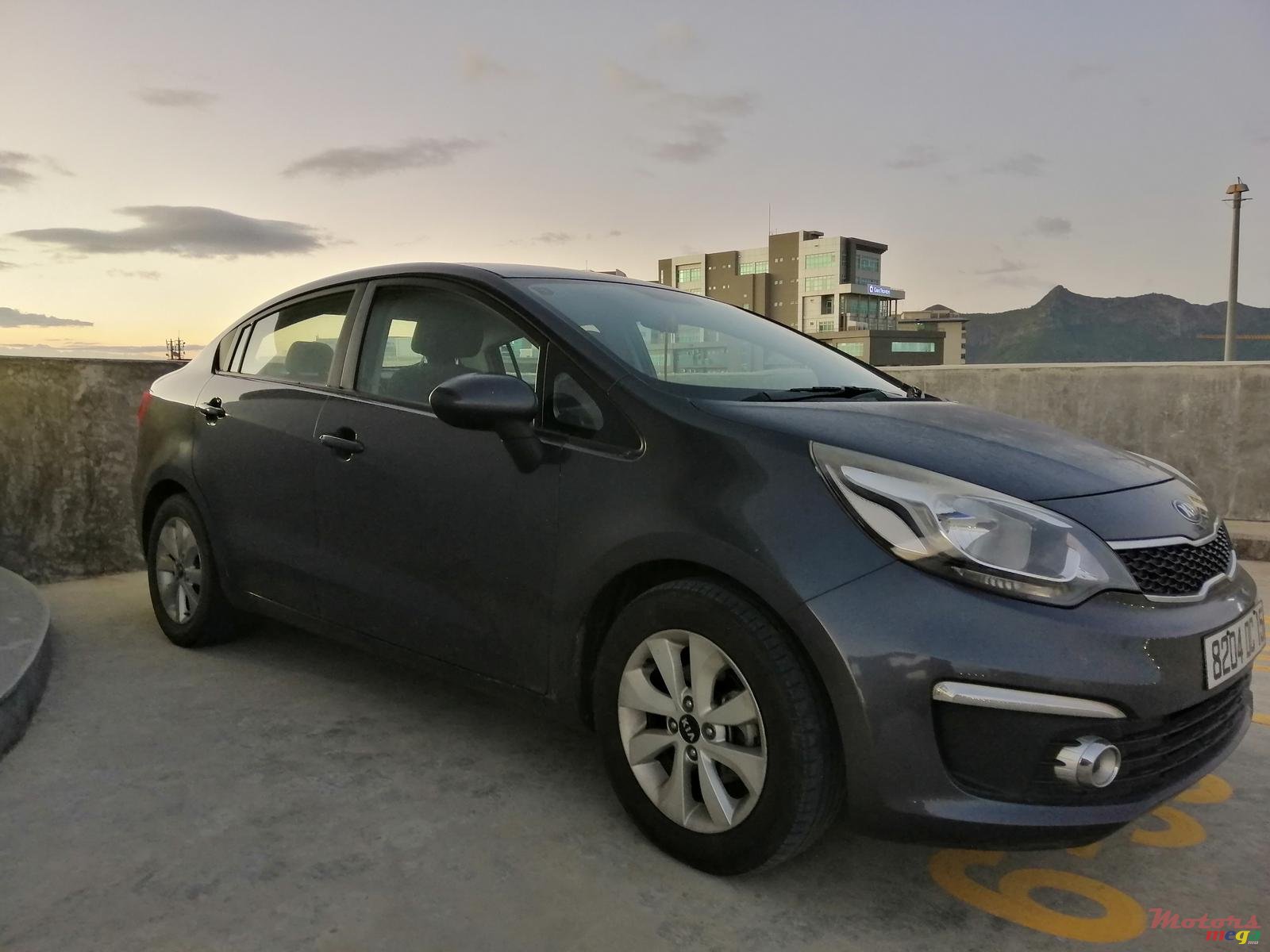 2015' Kia Rio photo #1