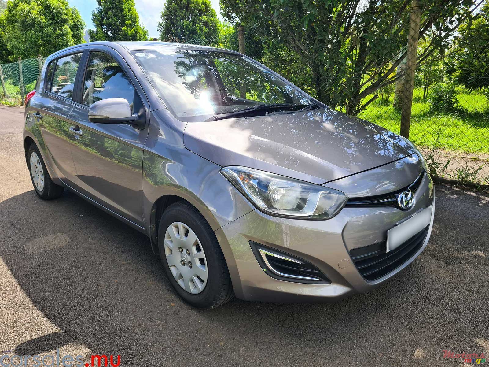 2012' Hyundai i20 1.2 photo #2