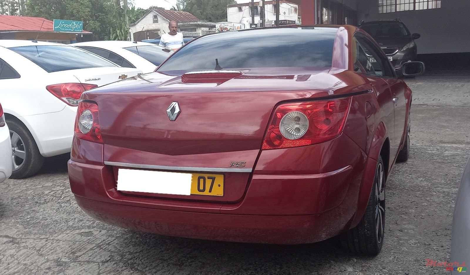 2007' Renault Megane photo #3