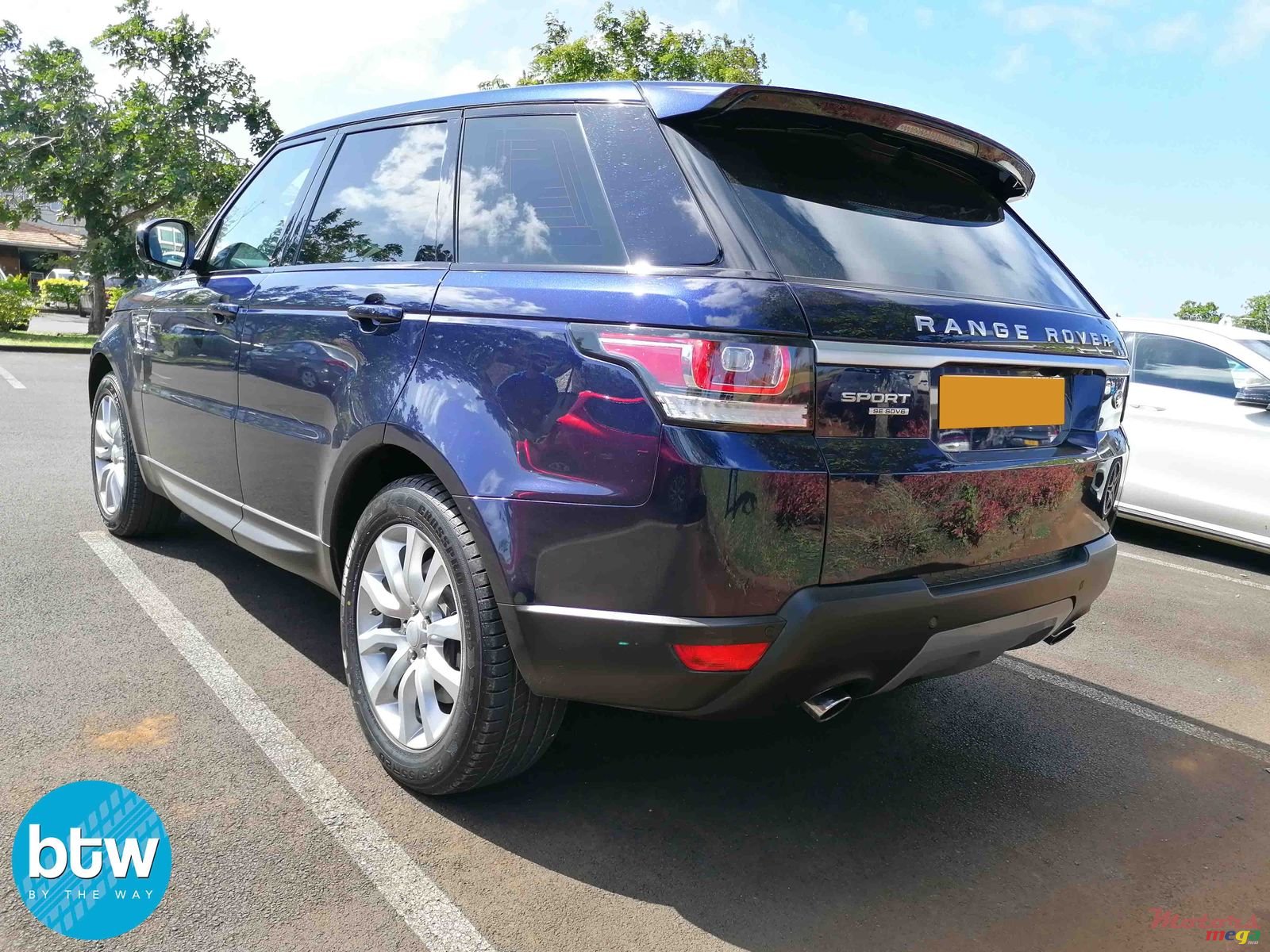 2016' Land Rover Range Rover Sport HSE SDV6 photo #2