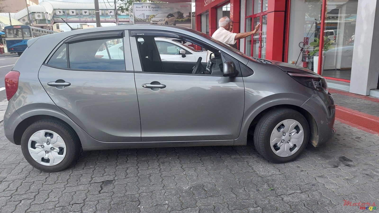 2022' Kia Picanto photo #2