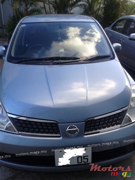 2005' Nissan Tiida photo #3