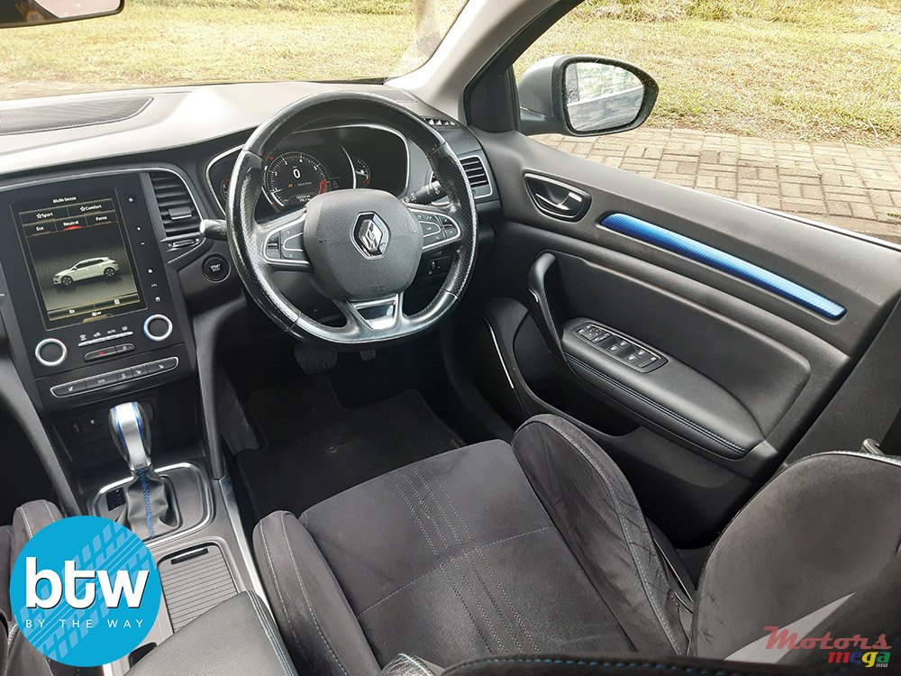 2017' Renault Megane photo #5