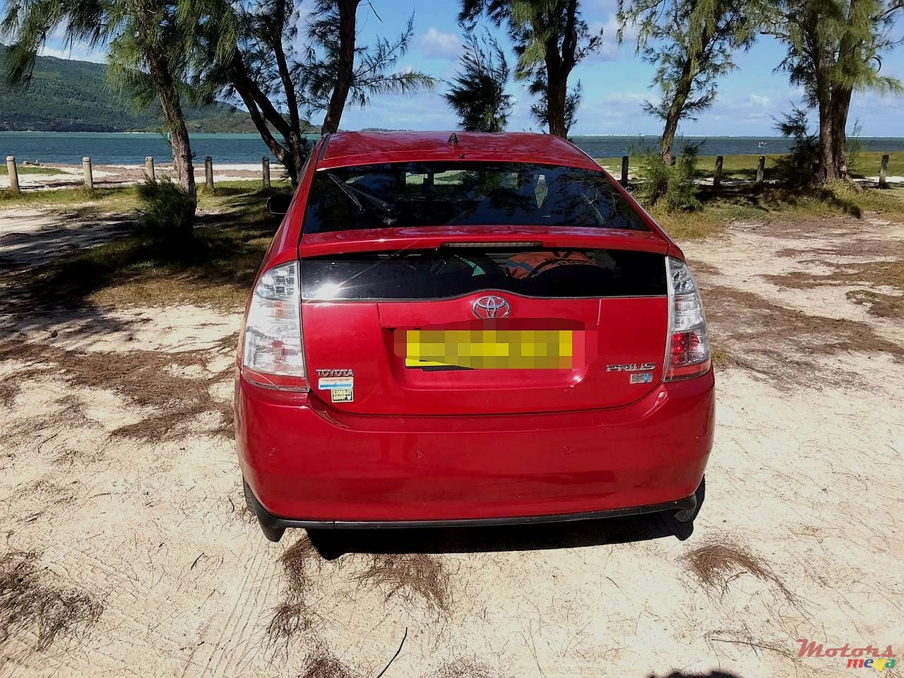 2008' Toyota Prius photo #2