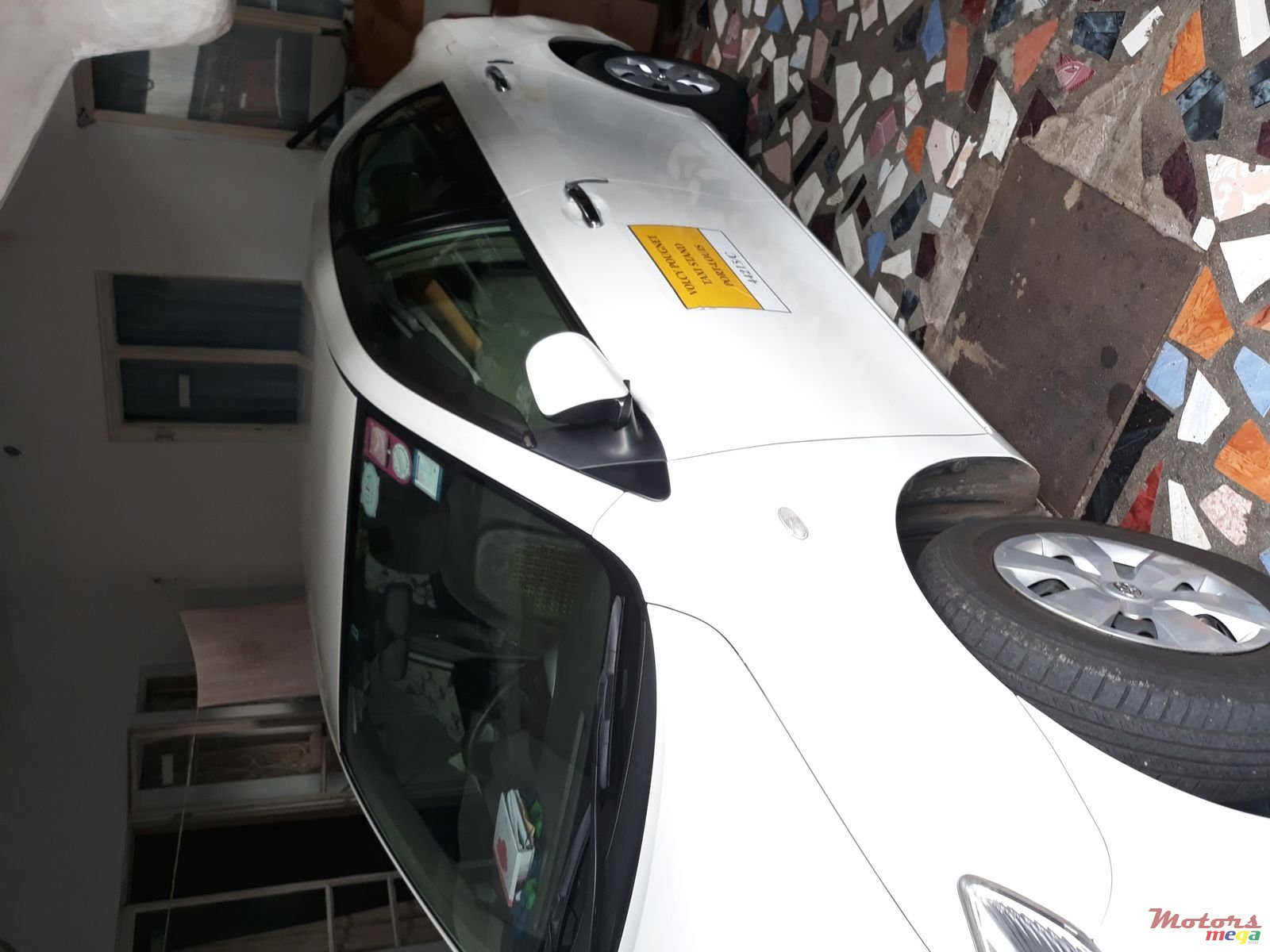 2010' Toyota Axio photo #2