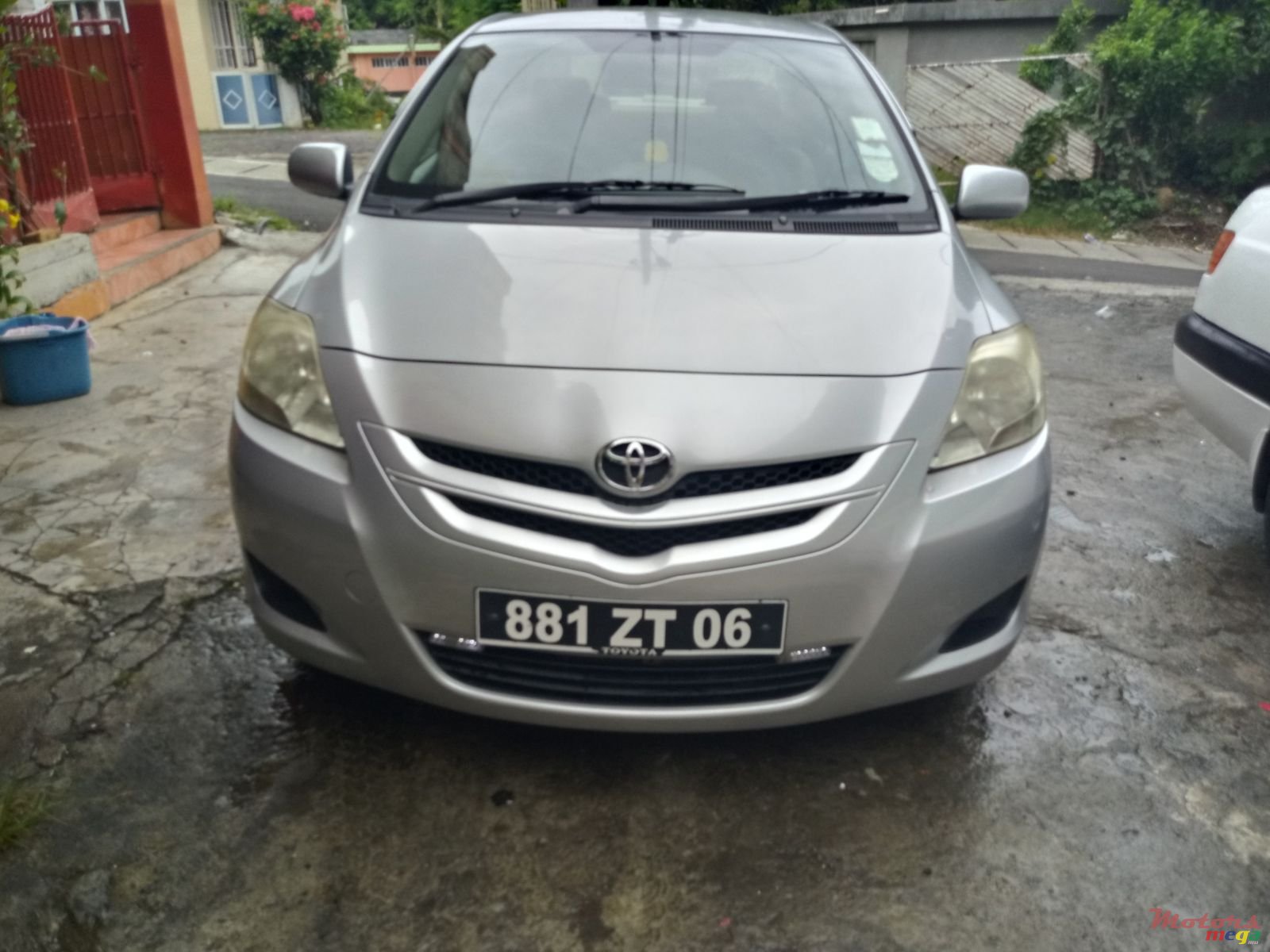 2006' Toyota Corolla Belta photo #1