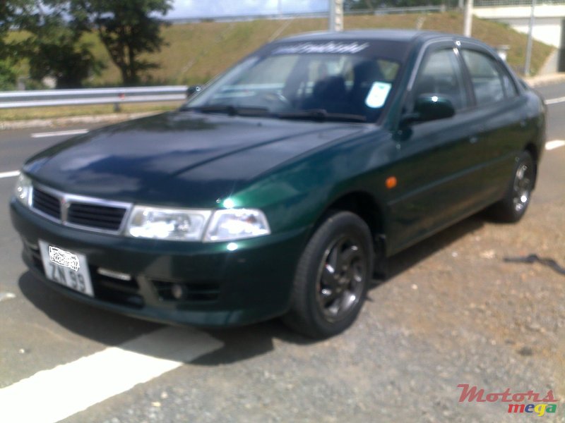 1999' Mitsubishi LANCER photo #1