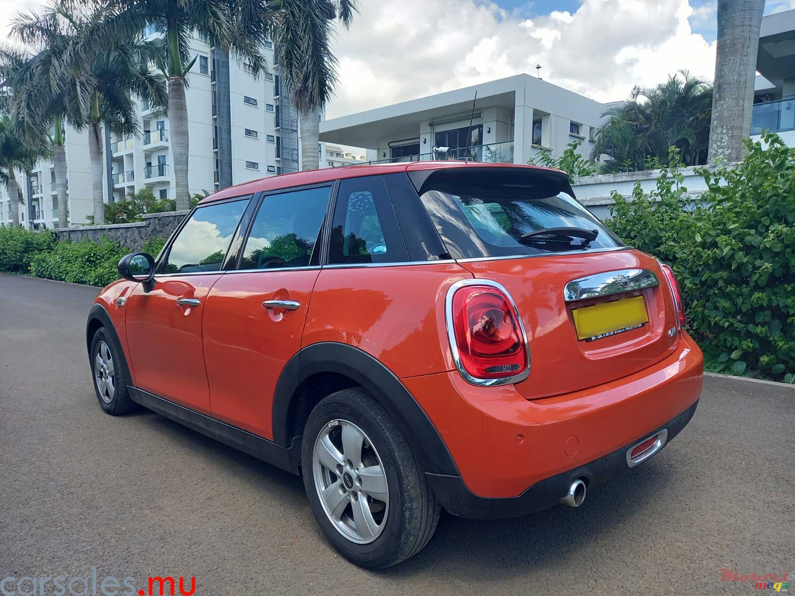 2020' MINI One 5 Doors photo #4