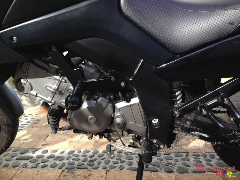 2007' Suzuki Vstrom 650 photo #4