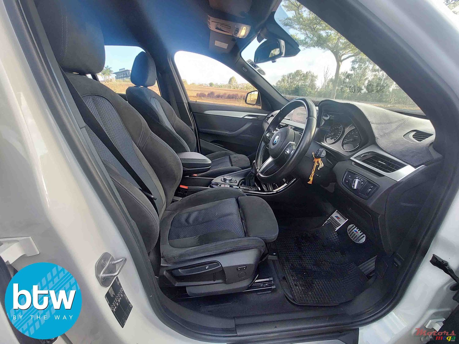 2016' BMW X1 photo #5