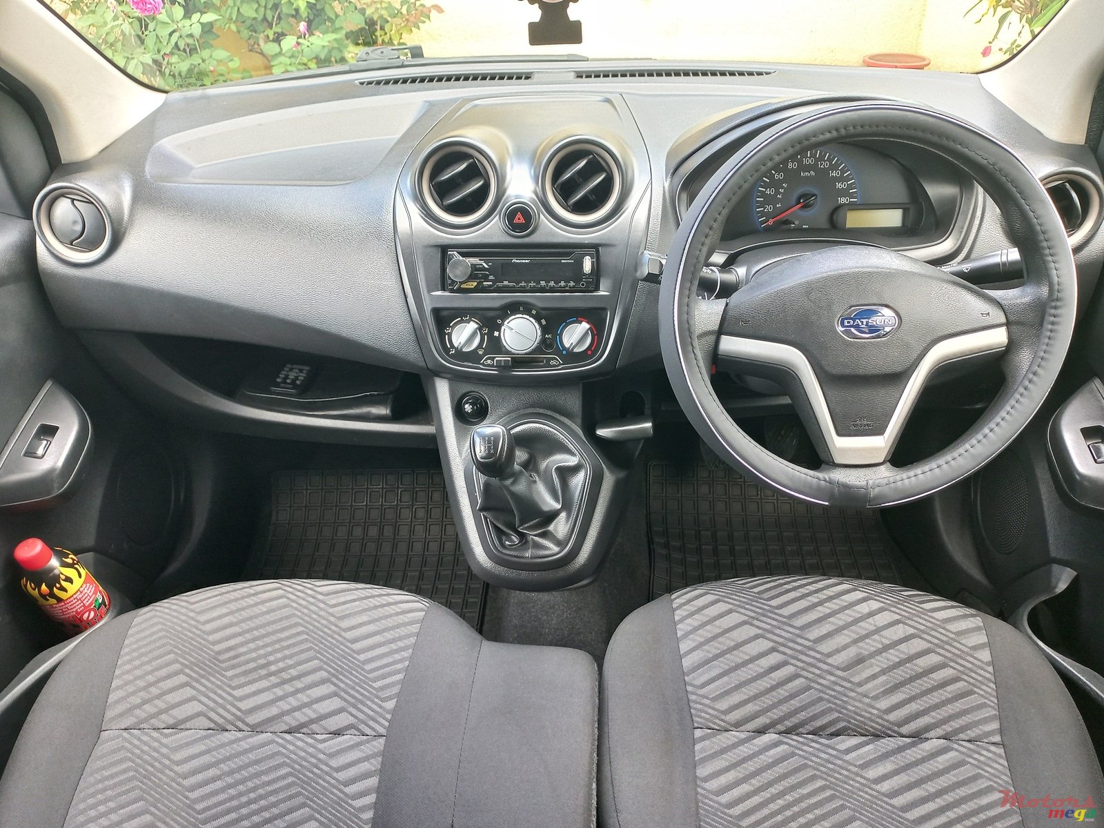 2017' Nissan Datsun Datsun go photo #3