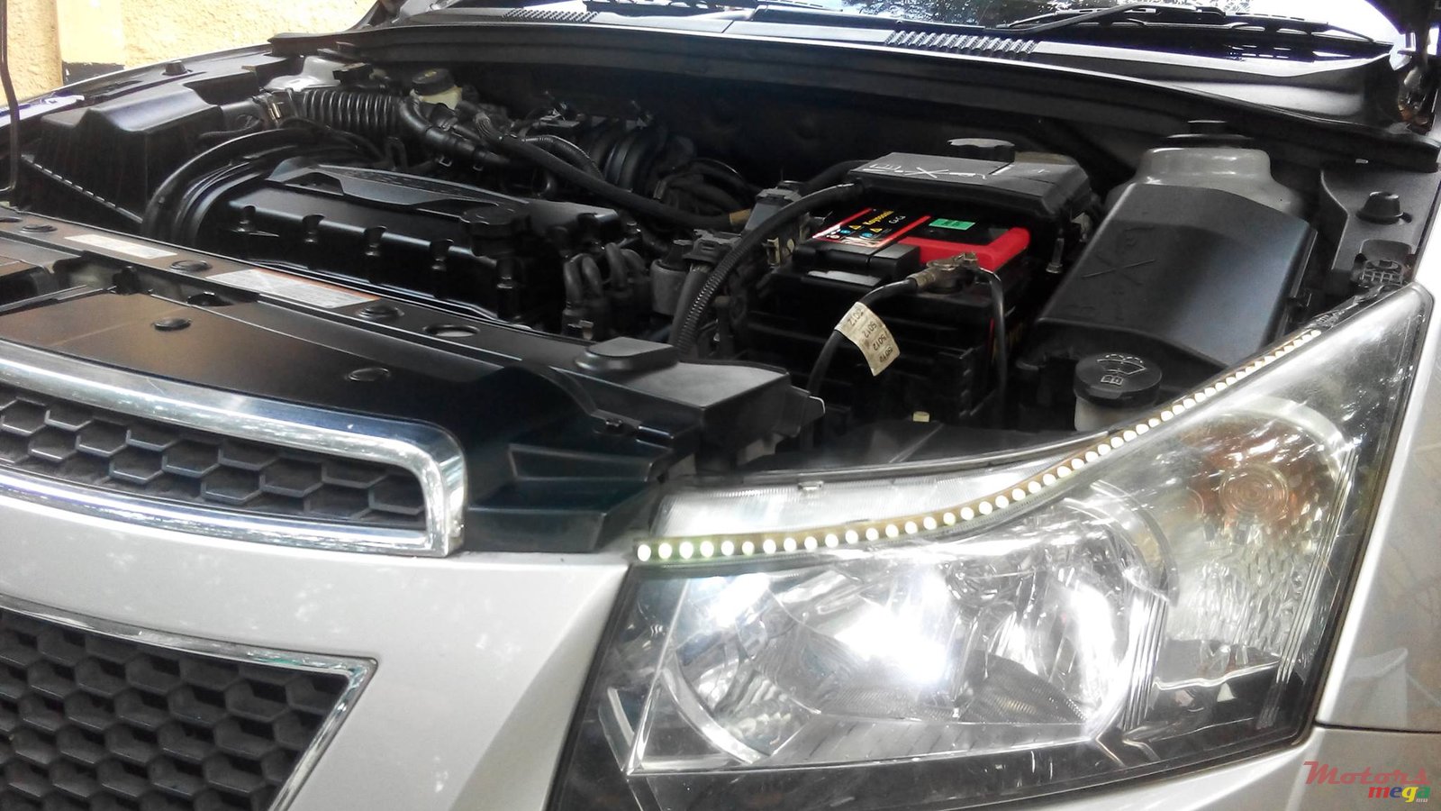 2010' Chevrolet Cruze photo #5