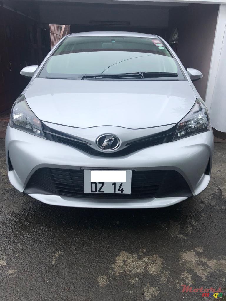 2014' Toyota Vitz photo #1