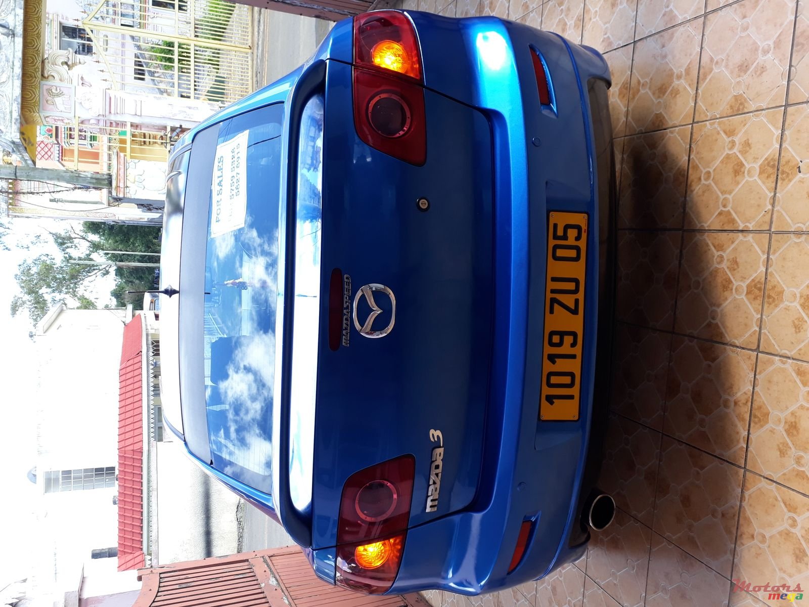 2005' Mazda Mazda3 photo #1