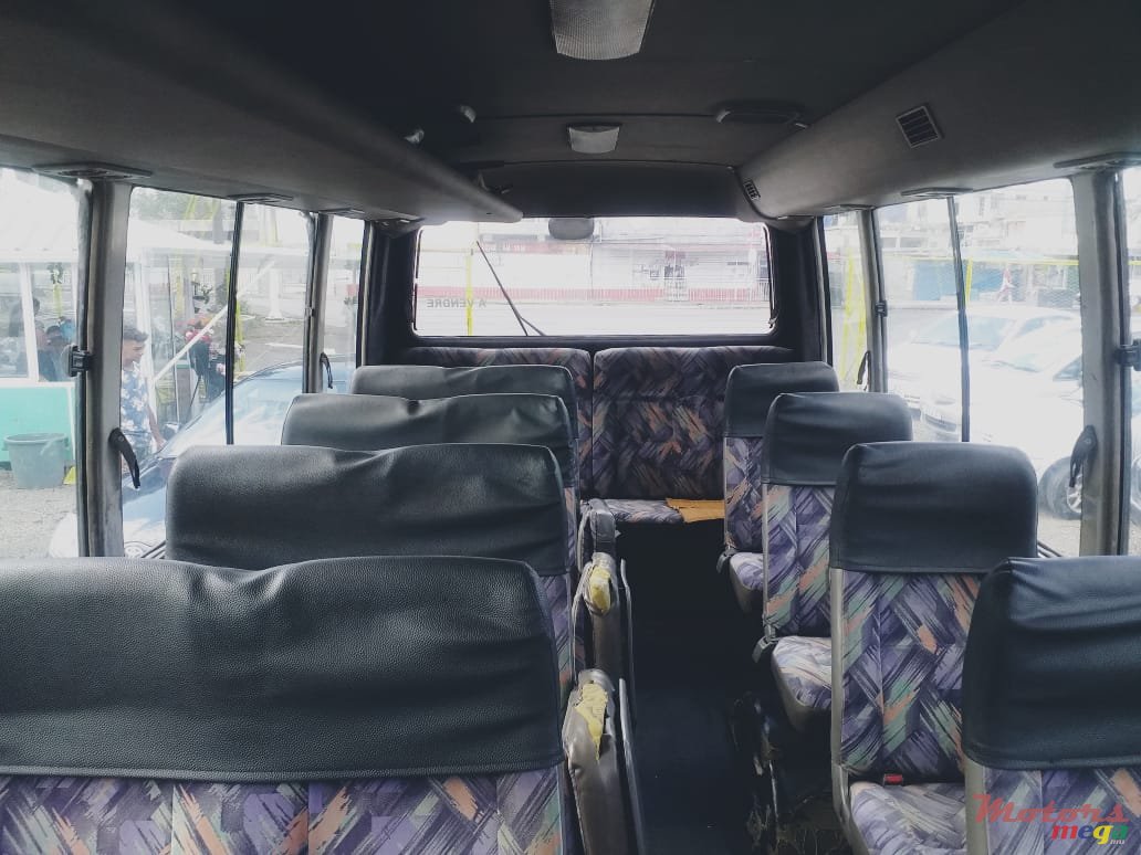 2004' Nissan civilian photo #5