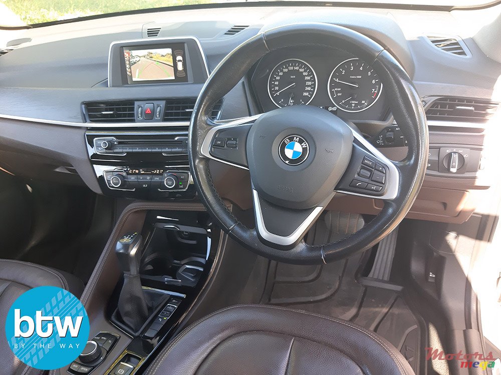 2017' BMW X1 photo #6