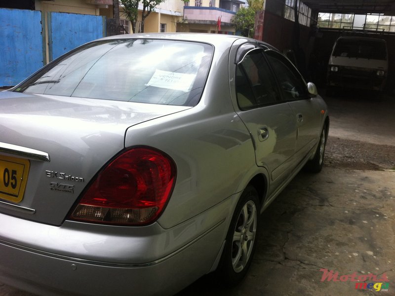 2005' Nissan Sunny N17 photo #2