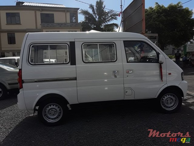 2015' Dongfeng DSFK-SOKON photo #4