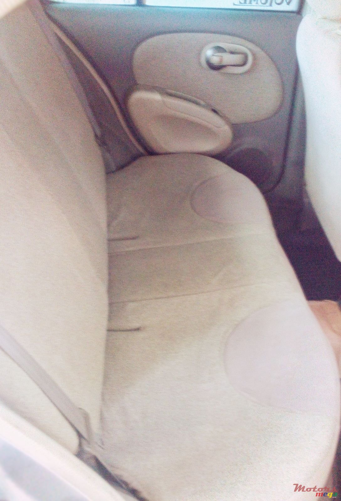 2005' Nissan March Impul photo #6