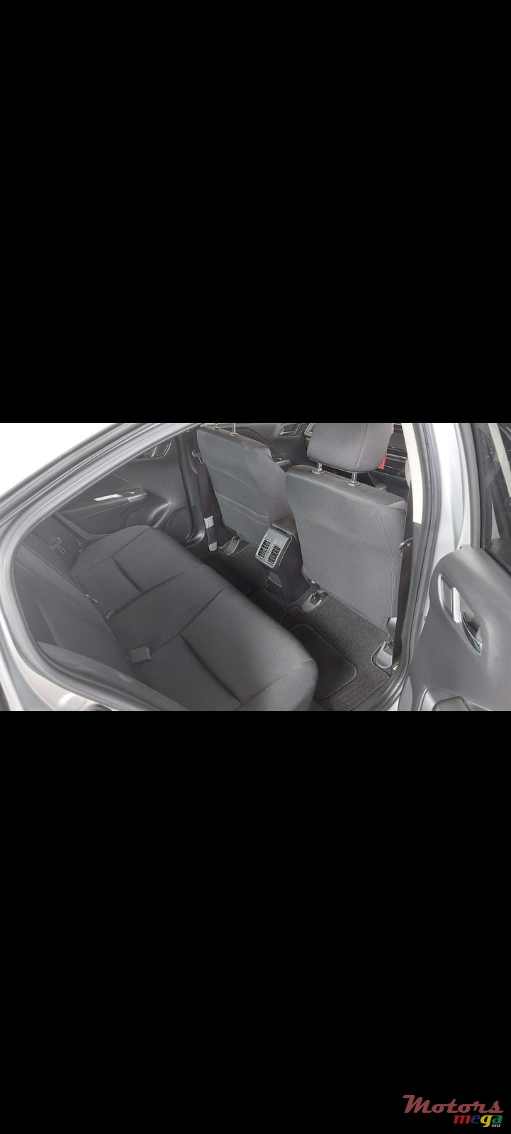 2016' Honda Ballade Grace photo #7