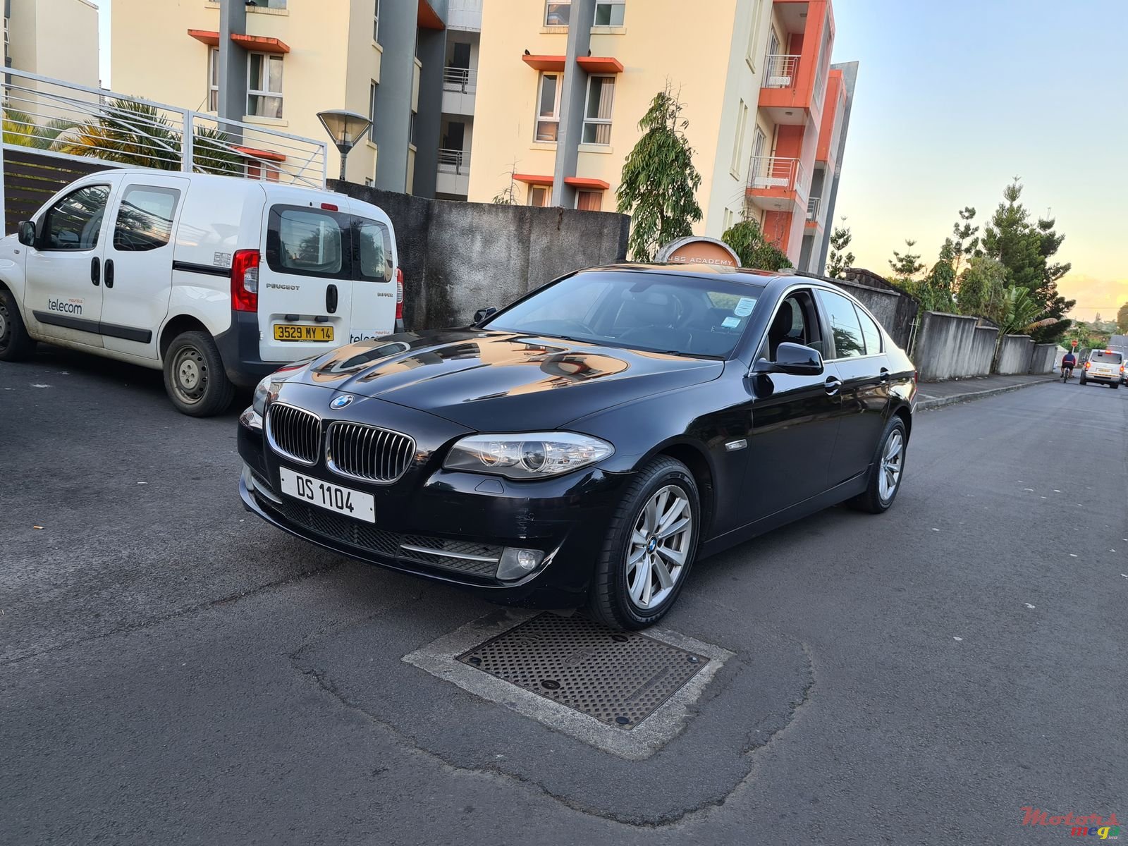 2013' BMW 520 Automatic photo #6