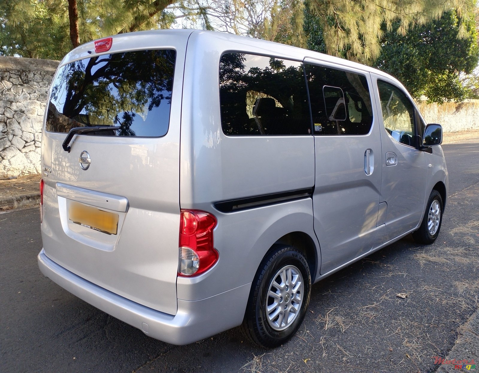 2017' Nissan NV200 photo #2